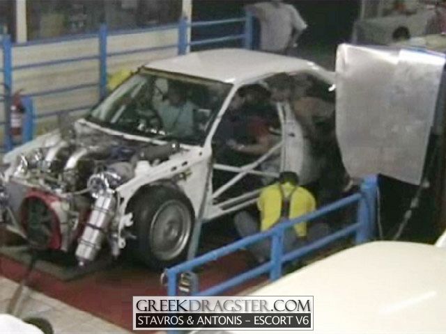 Antonis & Stavros - Escort V6 Nissan Motor (c) greekdragster.com